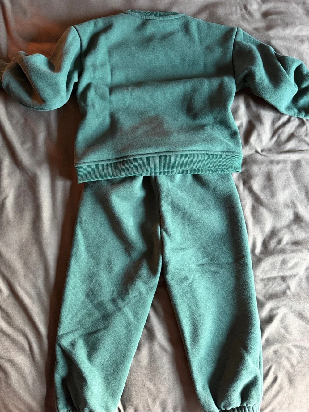 {OORI NOA} thick green fleece sweat set 6/7T